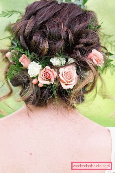 Hairstyles with fresh flowers in the hair (for a wedding, graduation, children)