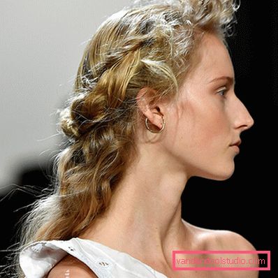topical hairstyles for year 2018 for lazy long hair
