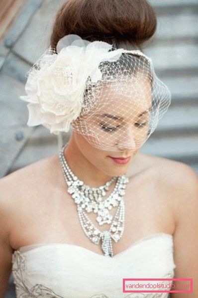 Wedding hairstyles for long hair with a veil