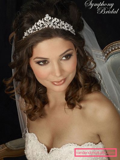 Wedding hairstyles with a diadem on medium-length hair