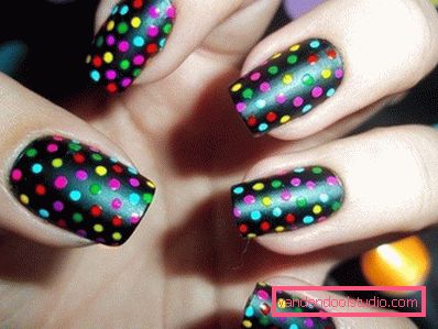 colored dots