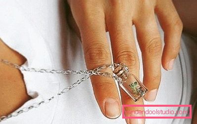 neck pendant