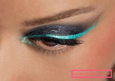 blue arrows on the eyelid blue arrows on the eyelid