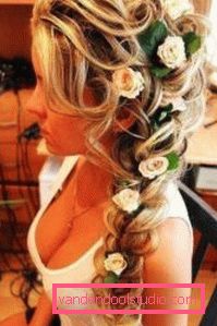 Make hair with braids on medium hair