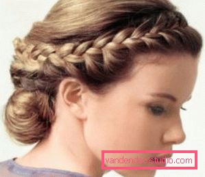 Make hair with braids on medium hair