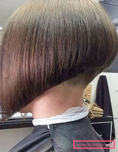 Cutting a bob stalk - side view Spectacular and stylish haircut on the leg
