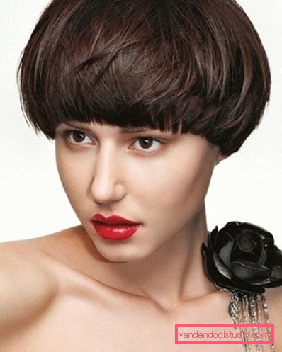 Effective and expressive hairstyle under the pot