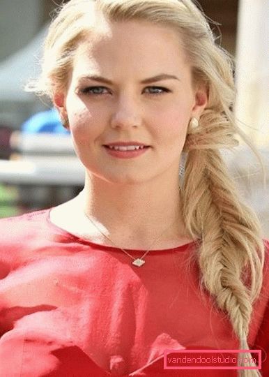 Foxtail haircut Spectacular haircut fox tail on long and medium hair