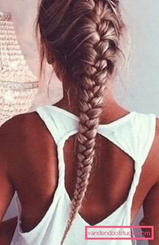 Foxtail haircut Spectacular haircut fox tail on long and medium hair