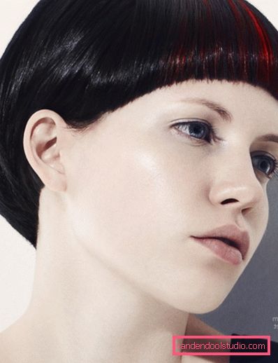 Haircut page Elegant haircut page for short and medium hair