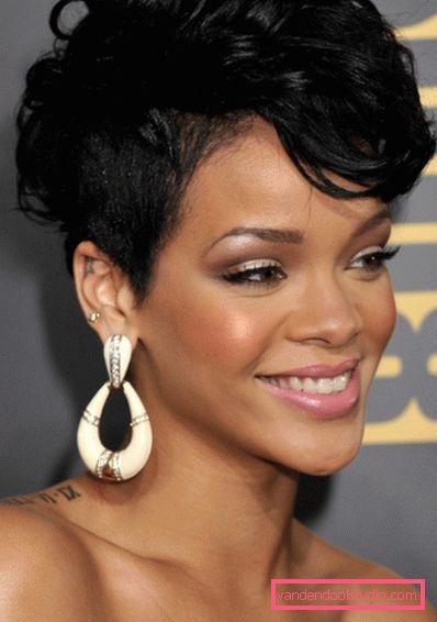 Mohawk hairstyle Mohawk - hairstyle for men and women