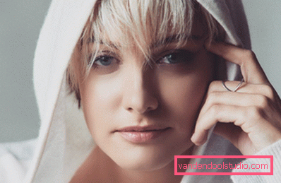 What is the name of short haircut Polina Maximova