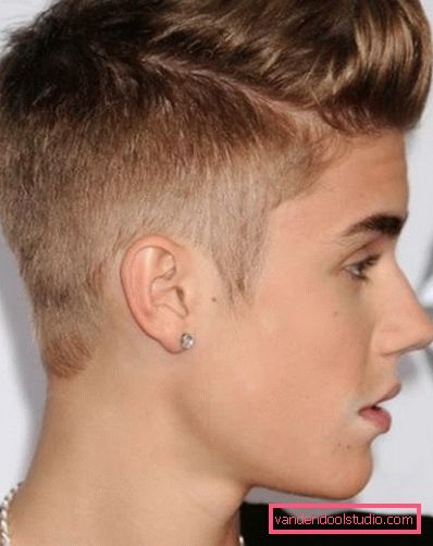 What is the name of Justin Bieber's hairstyle