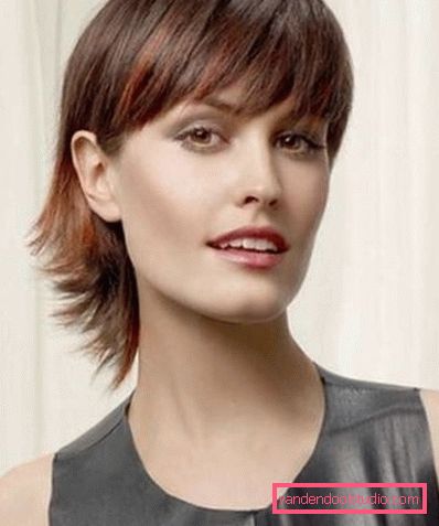 Short haircuts for an elongated face What haircuts are best suited for an elongated face