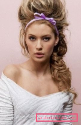 Beautiful and simple hairstyles for the holiday