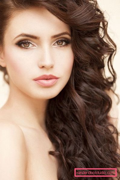 hairstyles with flowing hair Beautiful hairstyles for long and medium flowing hair