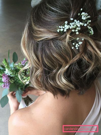 Beautiful evening hairstyles for short hair - photo step by step