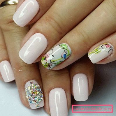 Beautiful spring manicure 2019-2020