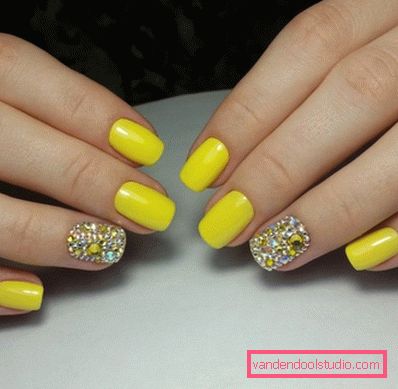 Beautiful spring manicure 2019-2020