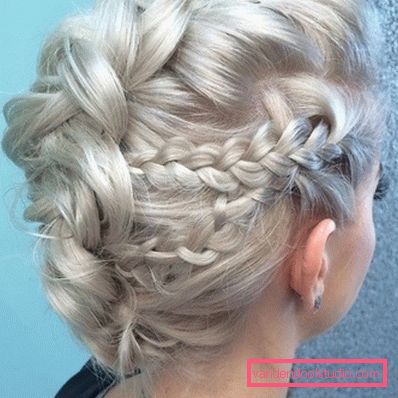 Hairstyles for prom on medium hair Light and beautiful hairstyles for prom for medium hair