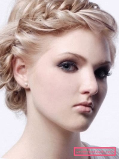 Hairstyles for prom on medium hair Light and beautiful hairstyles for prom for medium hair