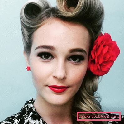 Hairstyles for prom on medium hair Light and beautiful hairstyles for prom for medium hair