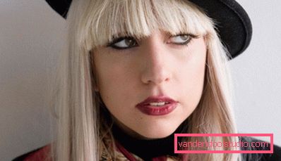 Lady Gaga and her make up