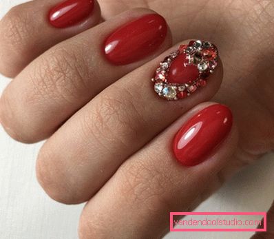 Manicure trends for February 14