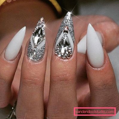 Beautiful manicure on sharp nails 2019-2020