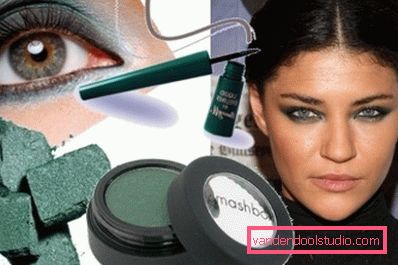 makeup age with emerald shades