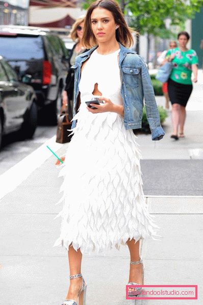 What to wear with a denim jacket