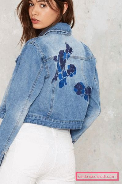 What to wear with a denim jacket