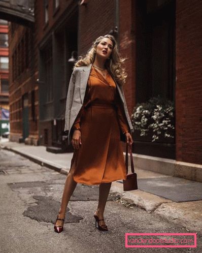 Charming ideas of midi dresses in the season 2019-2020 - fashionable images and trends