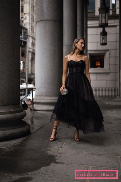 Charming ideas of midi dresses in the season 2019-2020 - fashionable images and trends