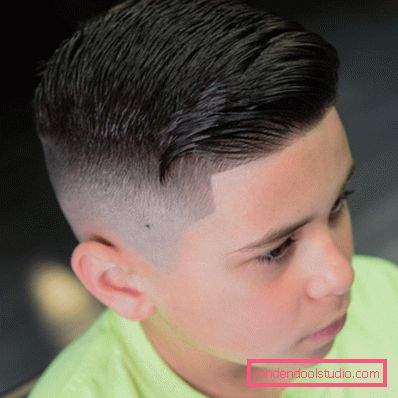 Trendy hairstyles on the side for boys with parting 2019