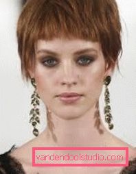 Fashionable haircuts for an oval face 2019