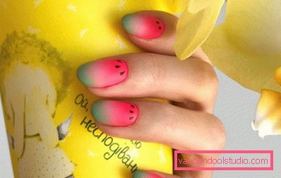 Excellent manicure for the summer of 2019-2020