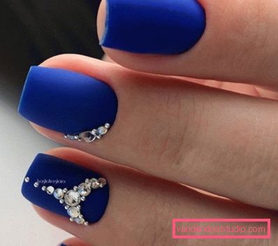 Excellent manicure for the summer of 2019-2020