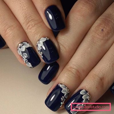 Beautiful manicure for the season autumn-winter 2019-2020