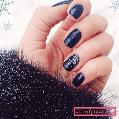 Luxurious New Year's Manicure 2020