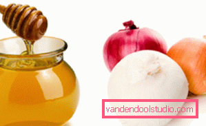 Popular honey hair masks