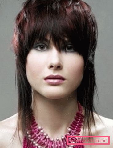 Popular women's haircuts with long and oblique bangs for medium hair