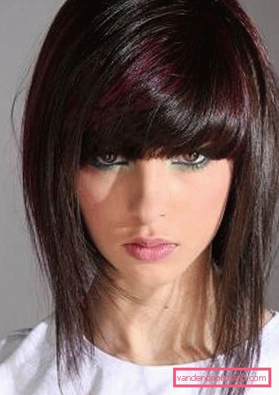 Popular women's haircuts with long and oblique bangs for medium hair