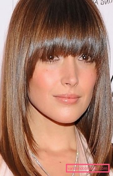 Popular women's haircuts with long and oblique bangs for medium hair