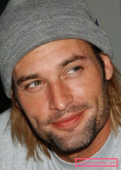 Hairstyles under the cap for long and medium hair - photos