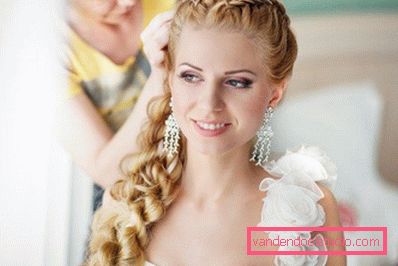 cute bride blonde