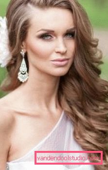 Varieties of graded haircuts for long hair