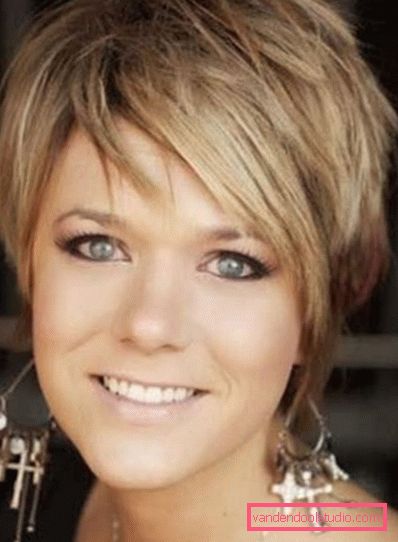 Asymmetrical short hair cut The most beautiful short haircuts 2019
