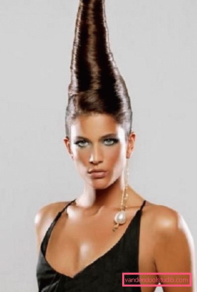 The most unusual hairstyles - beautiful and original styling.