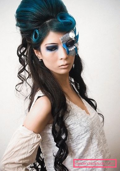 The most unusual hairstyles - beautiful and original styling.